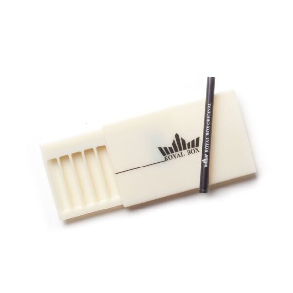 Plastic - Image 12